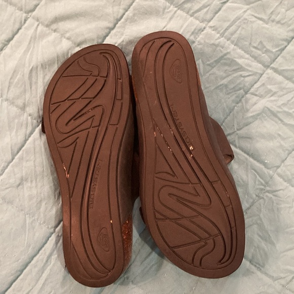 Women’s Abeo sandals size 10 narrow - Picture 4 of 5